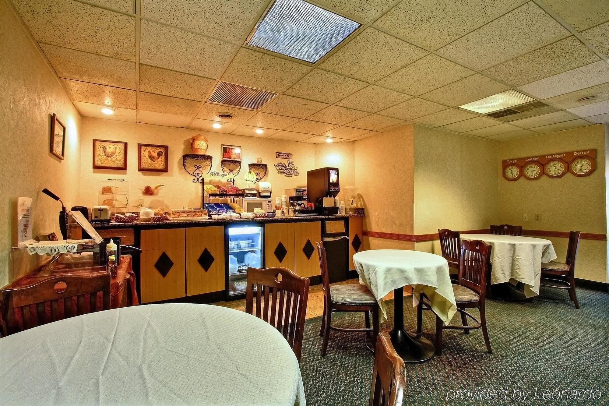 Days Inn & Suites By Wyndham Madison Heights Mi Ristorante foto